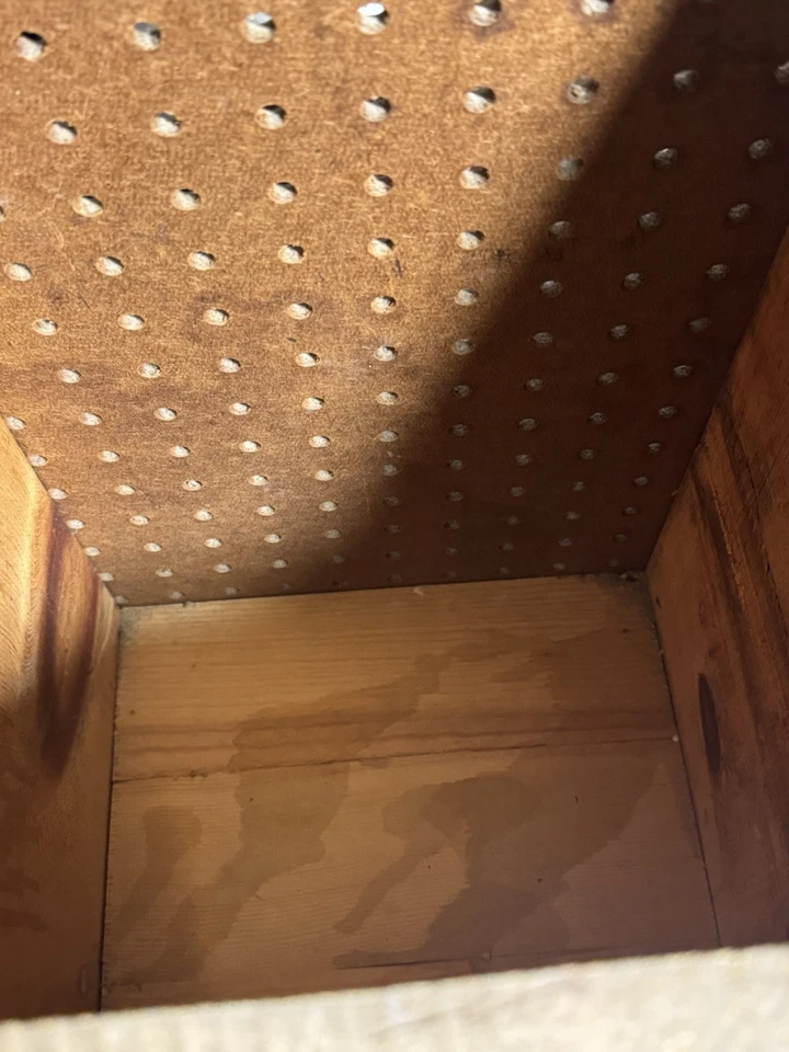 Caixa de armazenamento vintage de madeira “Taters” caixa de armazenamento rústica pintada à mão ventilada - Imagem 4 de 4