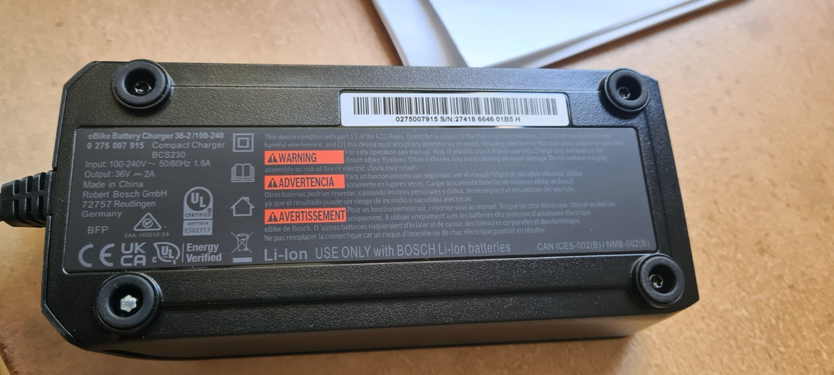 Bosch Cube Ladegert 2A - Schwarz (12066) online kaufen | eBay.de