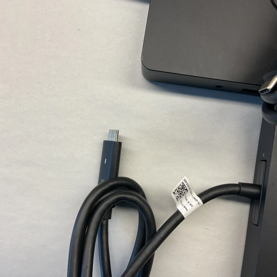 LOTE DE 5 docking station USB-C Dell WD15 K17A GENUÍNAS SEM ADAPTADOR DE ENERGIA GRÁTIS S/H - Imagem 4 de 4