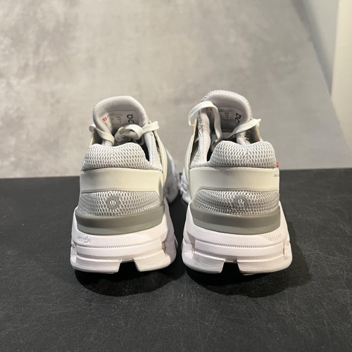 On Cloudswift Shoes Womens 8 Glacier CloudTec Swiss Engineering Running Sneaker - Picture 5 of 10