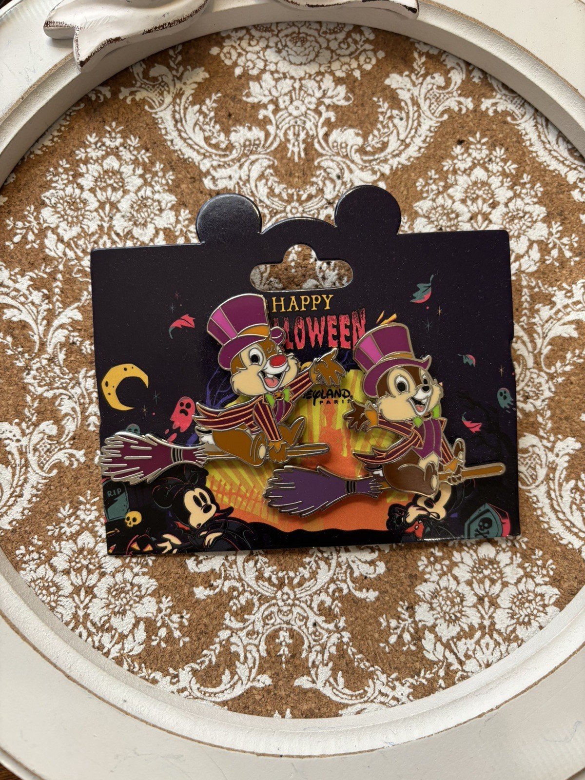 Disney DLRP DLP Disneyland Paris Chip & Dale Halloween Witch Pin 2023