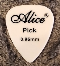 10ct 0.96mm Alice guitar picks - White