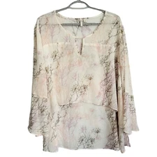 EOO Womens Flowy Blouse With Floral Print Long Bell Sleeves Size 22/24W White &