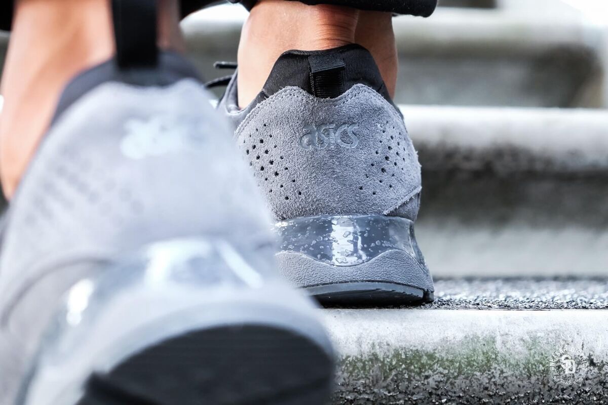 ASICS TIGER GEL LYTE V SANZE H817L-9097 /CARBON MEN'S ASICS TIGER GEL LYTE V SANZE H817L-9097 /CARBON MEN'S