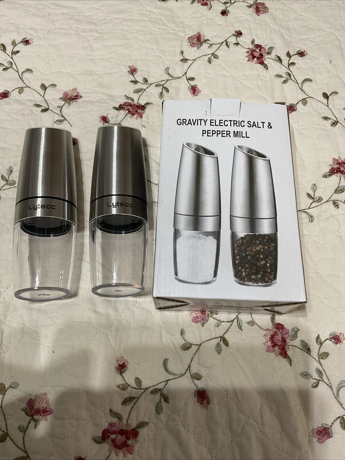 Gravity Electric Salt and Pepper Grinder Set, Automatic Salt and Pepper Mill,...