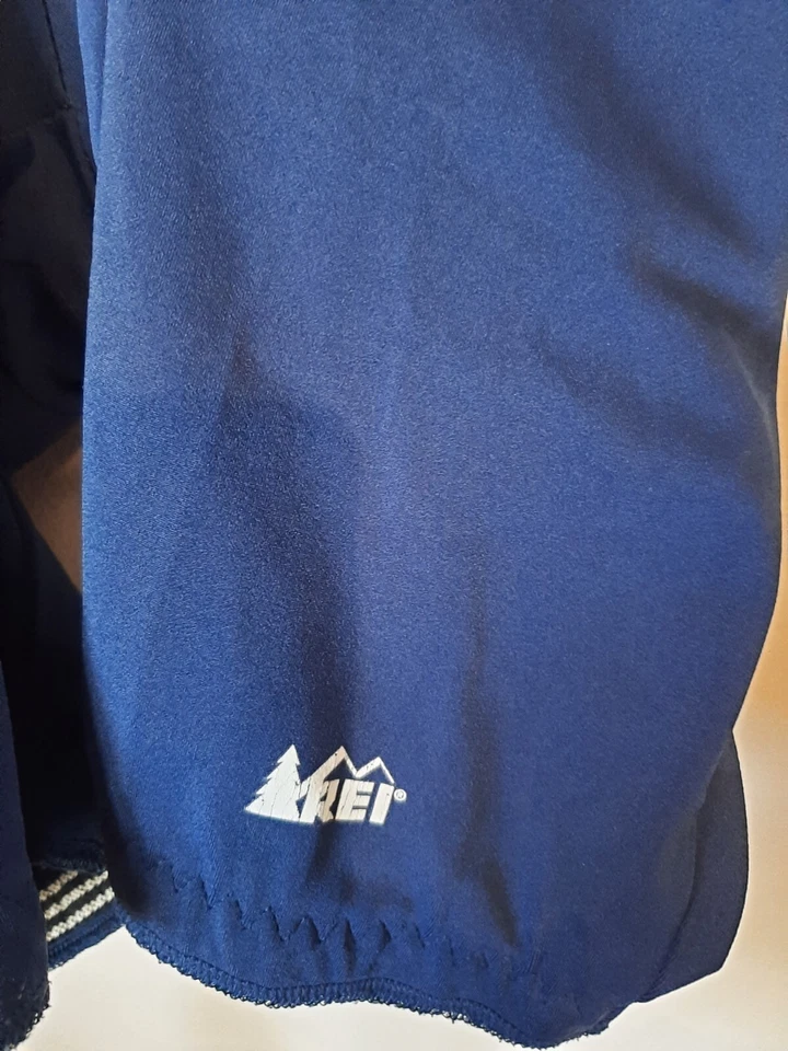 Shorts de ciclismo vintage REI azul sólido acolchoado mountain bike náilon - Masculino M - Imagem 3 de 4