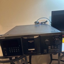 Sony MegaStorage 300CD Compact Disc Player CDP-CX355 For Parts/Repair Read 