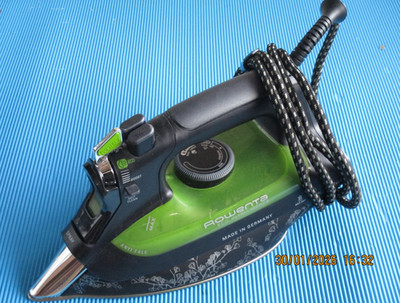 ROWENTA Dampfbügeleisen DW6010 Eco Intelligence 2400W neuwertig