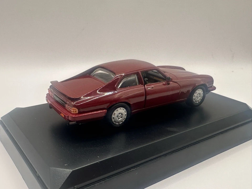 Jaguar XJR-S Coupe Red 1:43 Scale ART133 Detail Cars In Box - Image 4 of 4