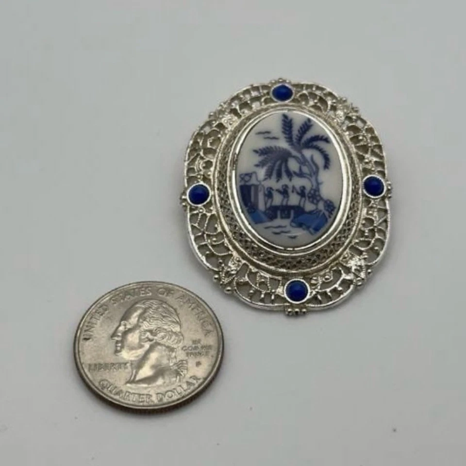 1928 Necklace Brooch Set Silver Tone Blue Enamel Ornate 32" ONE BEAD MISSING - Image 2 of 4