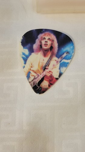 Peter Frampton Comes Alive Guitar Pick - 2015 Tour Rob Arthur Signature - Picture 3 of 10