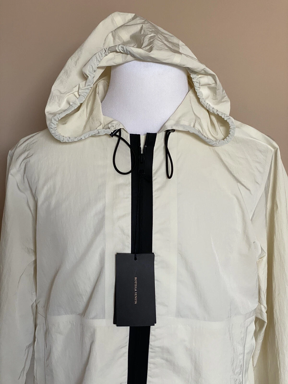 Giacca Bottega Veneta uomo Blouson Tech nylon gesso con cappuccio 40 US NUOVA CON ETICHETTE $1850