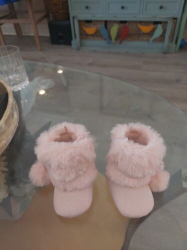 Stepping Stones Baby Girls Faux Pink Fur Shoes Booties  0-3M - Picture 1 of 4