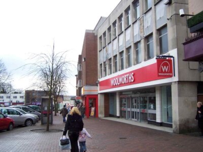 Foto 6x4 Woolworths, Cannock Der Laden schloss zum letzten Mal vor c2009