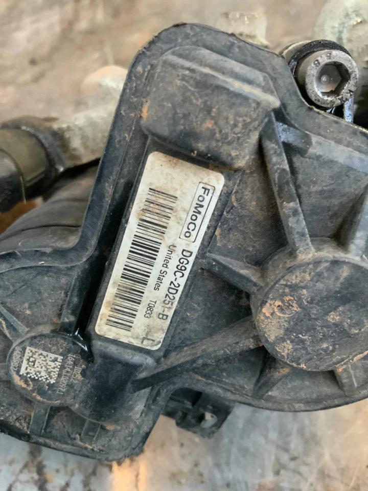 2013-2020 FORD FUSION LINCOLN MKZ HYBRID REAR SET BRAKE CALIPERS  oem - Image 3 of 4