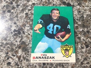 U-Pick 1969 Topps football commons/minor stars SINGLES - YOU PICK ANY CARD(S)