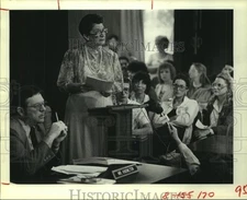 1981 Press Photo Lane Conway speaks at Harris County Hospital Board meeting