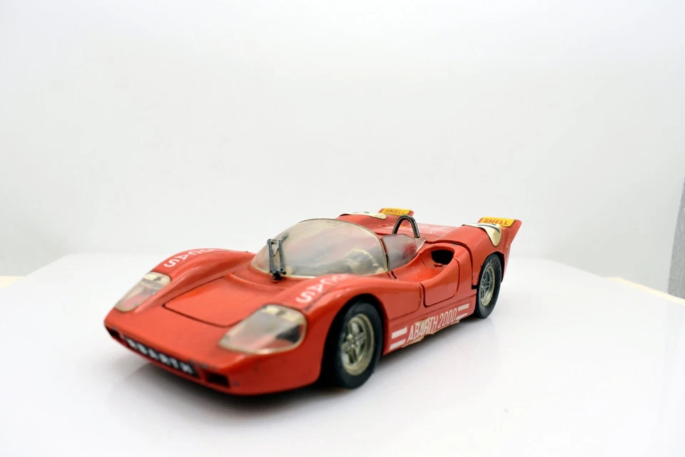 Modellino auto racing scala 1:25 Abarth 2000 N584 politoys diecast modellismo - Immagine 3 di 4