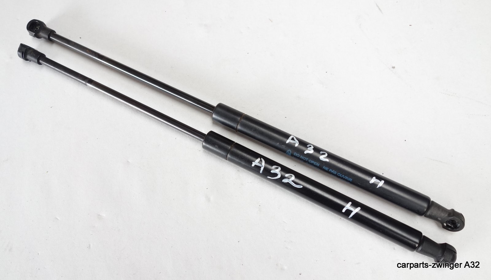 Gasfeder Dämpfer Heckklappe 2x Gasfedern Für BMW 3er E46 Heckklappe – Kofferraumdämpfer Coupe/Limousine Heckklappendämpfer 3er E46