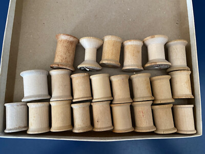 21 MED-LG 1 3/8''+ VINTAGE WOOD SPOOLS, NO THREAD, PARTIAL STICKERS, VAR SHAPES