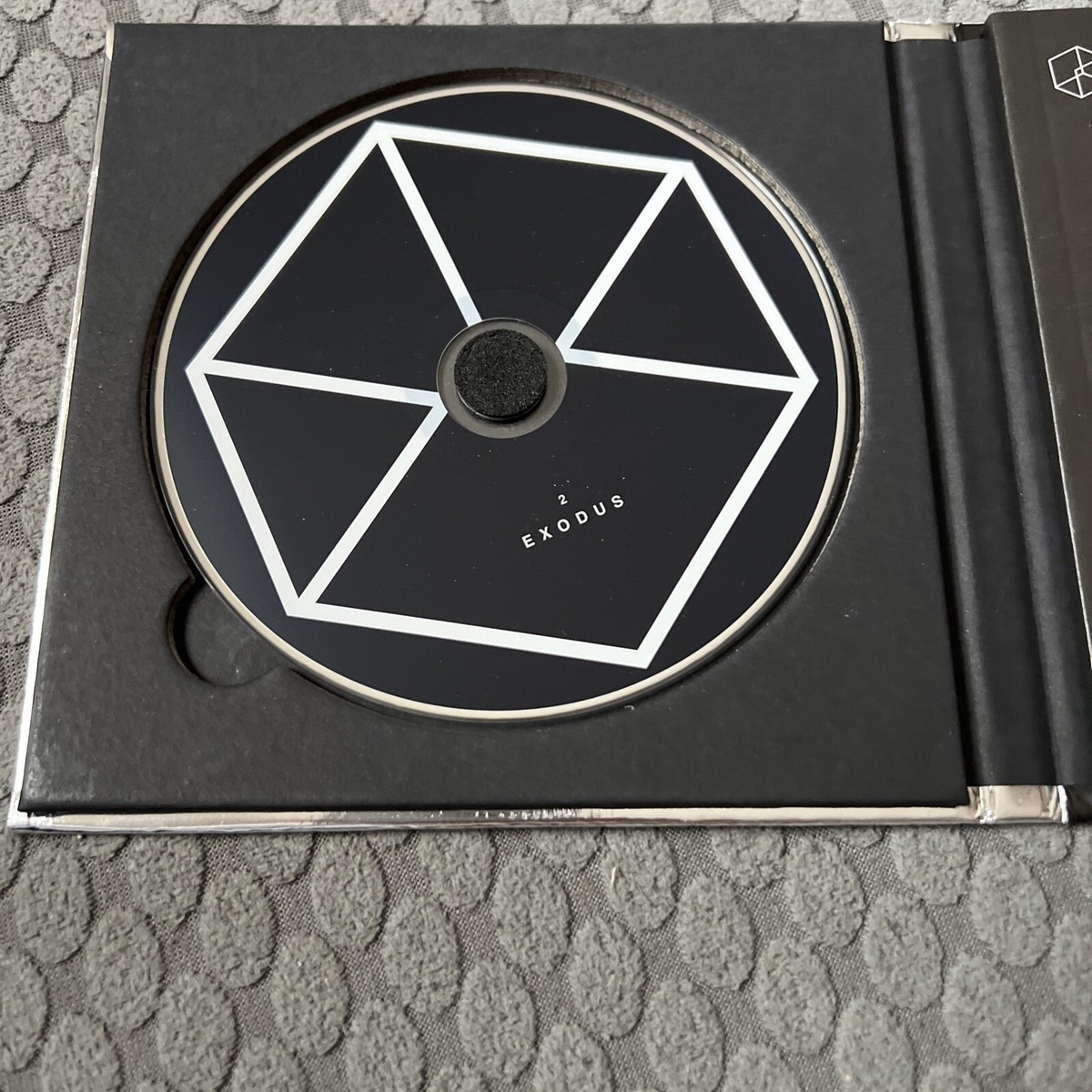 CD EXO Korea Album Exodus Chinese Chanyeol Version Y 8809269504579