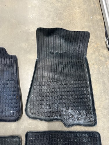 Volvo 240 OEM Floor Mats BLUE Trays Molded Plastic Full Set 4 Turbo 242 245 - Picture 5 of 9