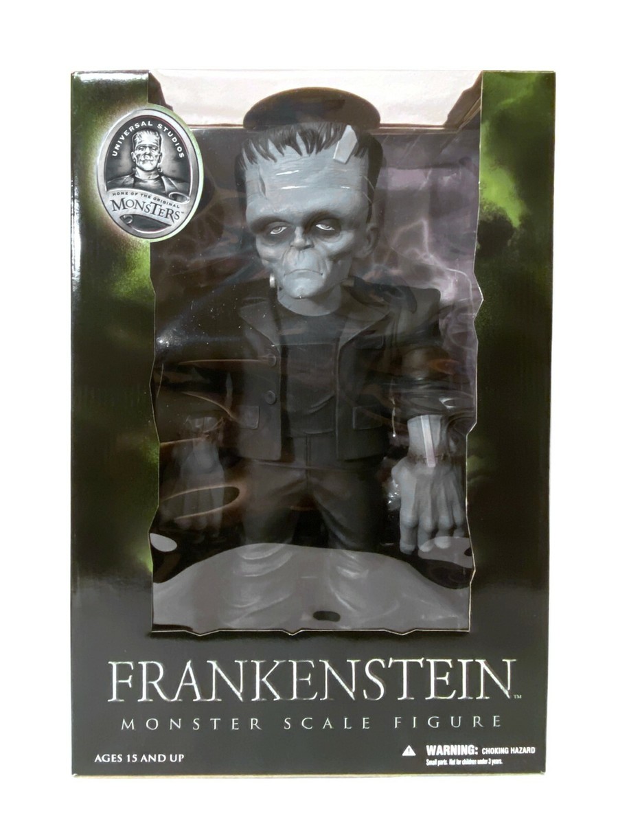 Mezco Universal Monsters 18” Frankenstein Black & White LE 200 pcs