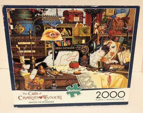 Cats Of Charles Wysocki MAGGIE THE MESSMAKER Puzzle 2000 Singer Sewing Machine - Afbeelding 1 van 1
