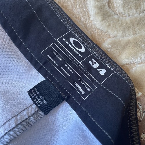 ☠️ OAKLEY 00s Logo Vintage Nylon Surf Shorts 34 - Picture 5 of 5