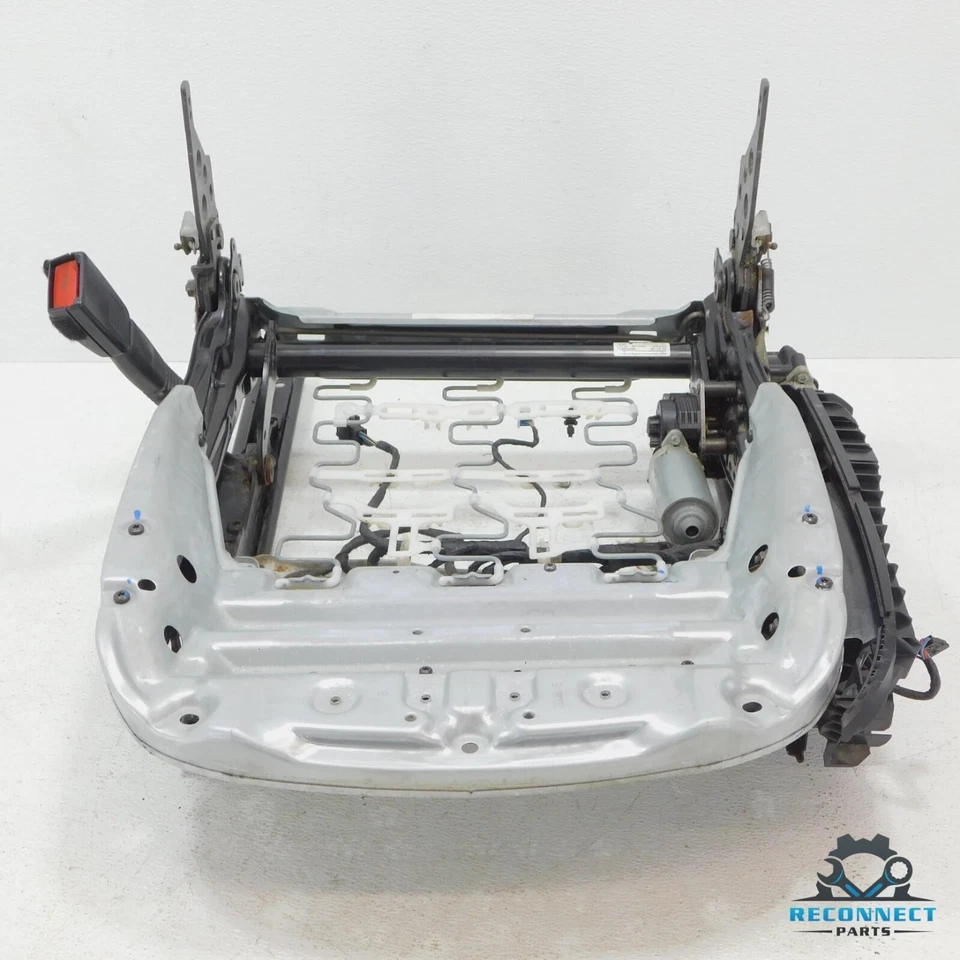 07-13 BMW 328xi 335i E92 Asiento del conductor delantero izquierdo Ajustador eléctrico Marco y motor OEM Foto 2 de 4
