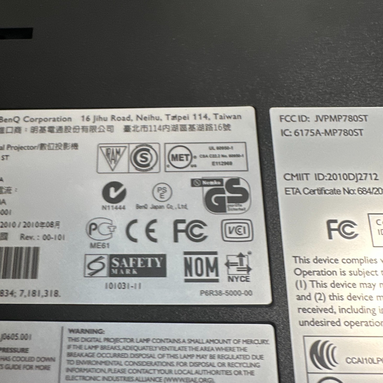 BenQ MP780 ST Black Point Draw 3D Portable DLP Digital Projector with Case