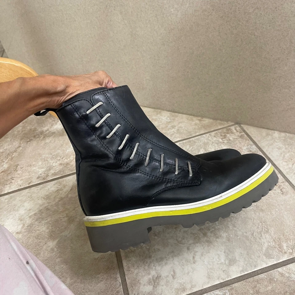 All Black Side Cord Bootie Size EU 38/usa 7.5-8 leather lug sole, lime zipper - Image 4 of 4