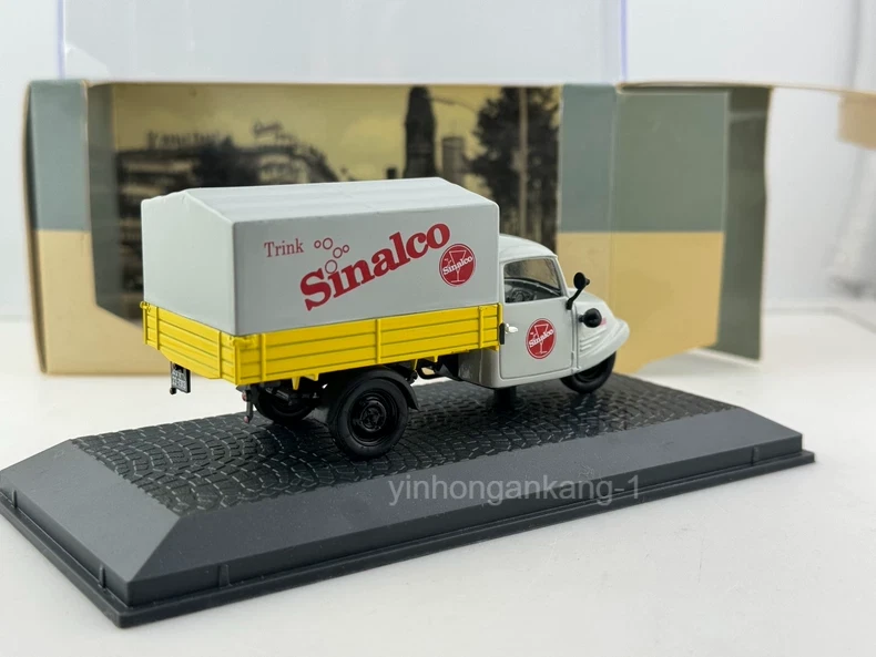 Atlas 1/43 Goliath GD 750 1950 Discontinued Three-Wheel Vehicle Model - Image 2 of 4