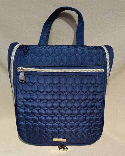 STUDIO NYC blue quilted toiletry bag, HANGING