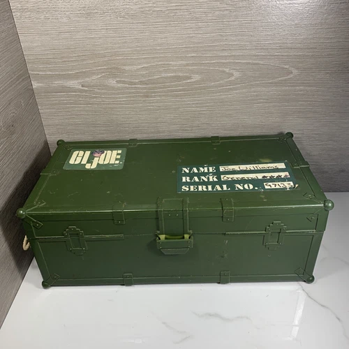 Vintage Hasbro 1997 GI JOE Plastic Foot Locker Storage Container Carry Case