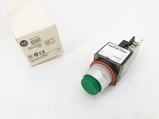 New Allen Bradley 800MR-B1AK Small Round Extended Pushbutton Green Ser. C