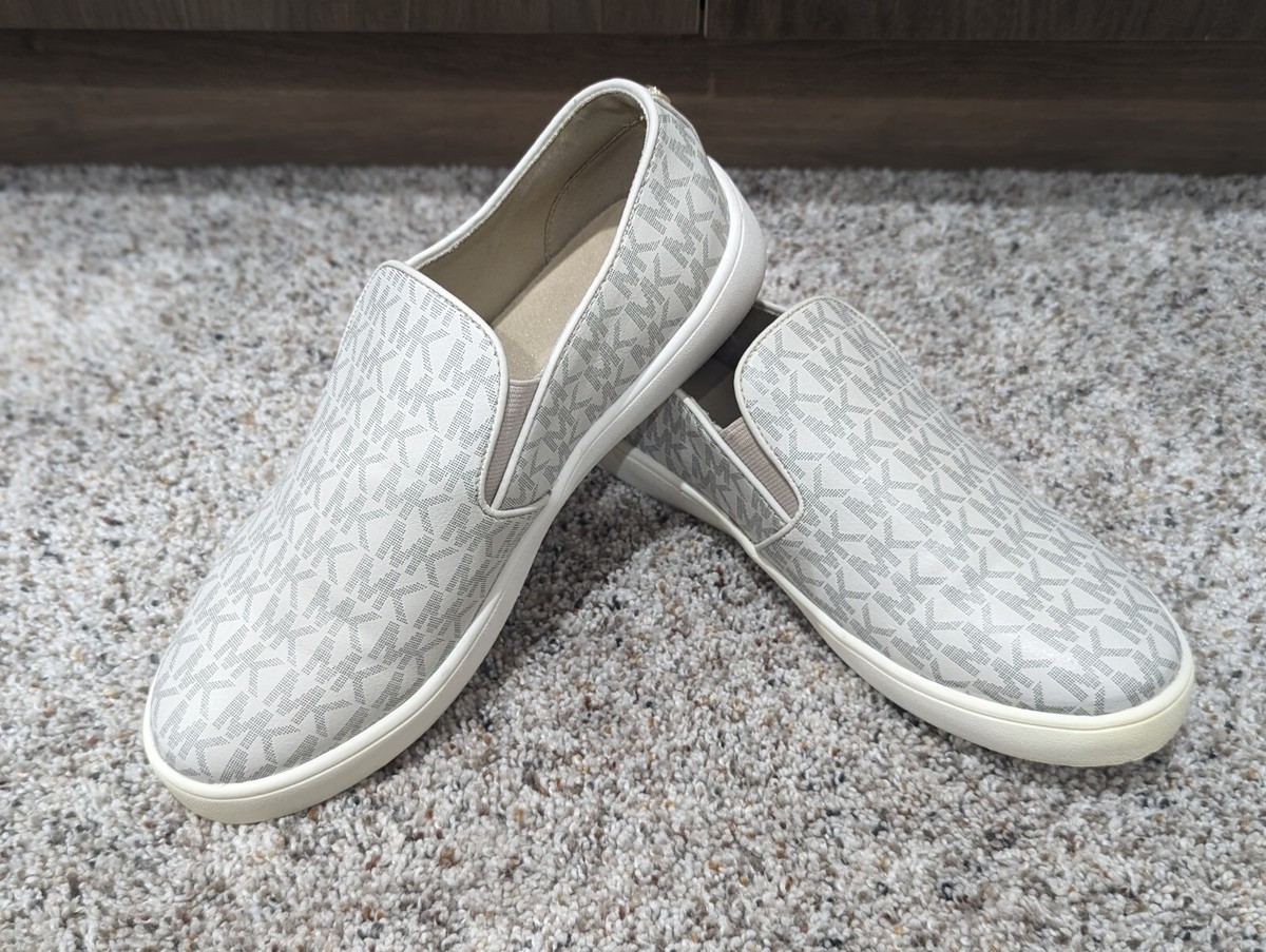 Size (Men's) Michael Kors Jem Daley Slip-On Shoes White Color (Unisex)