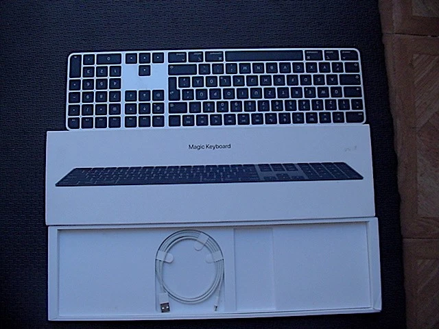 Apple Black Computer Keyboards & Keypads for sale | eBay