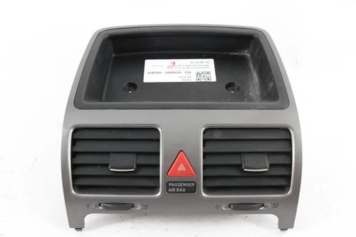 Volkswagen Golf Mk5 2005-2009 Centre Air Vents & Hazard Switch 1K0 819 743