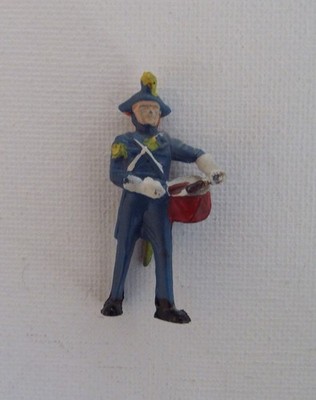 Ü Ei Altfiguren - Uniformen - Soldat mitTrommel - Original