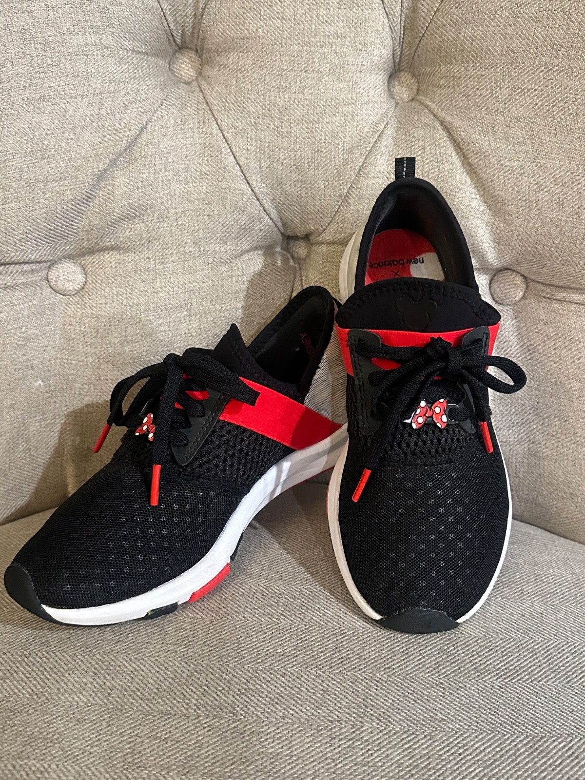 New Balance x Disney Minnie Mouse Black Red WXNRGMR Women's 