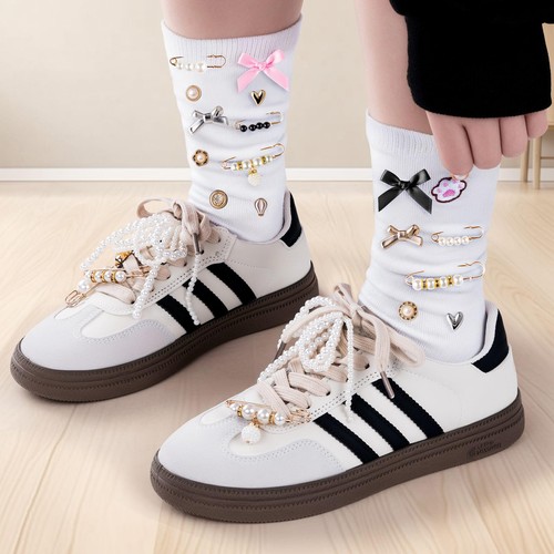 RQAYE 50pcs Breloques Chaussures pour Baskets & Accessoires - Medium, Mélange de Couleurs  - Photo 4/7
