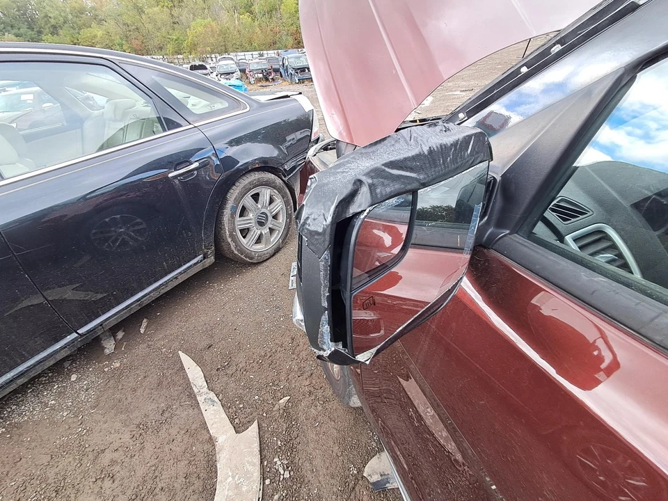 Conjunto de luz trasera derecha usado se adapta a: Ford Explorer 2015 sin equipamiento policial rojo L Foto 3 de 4