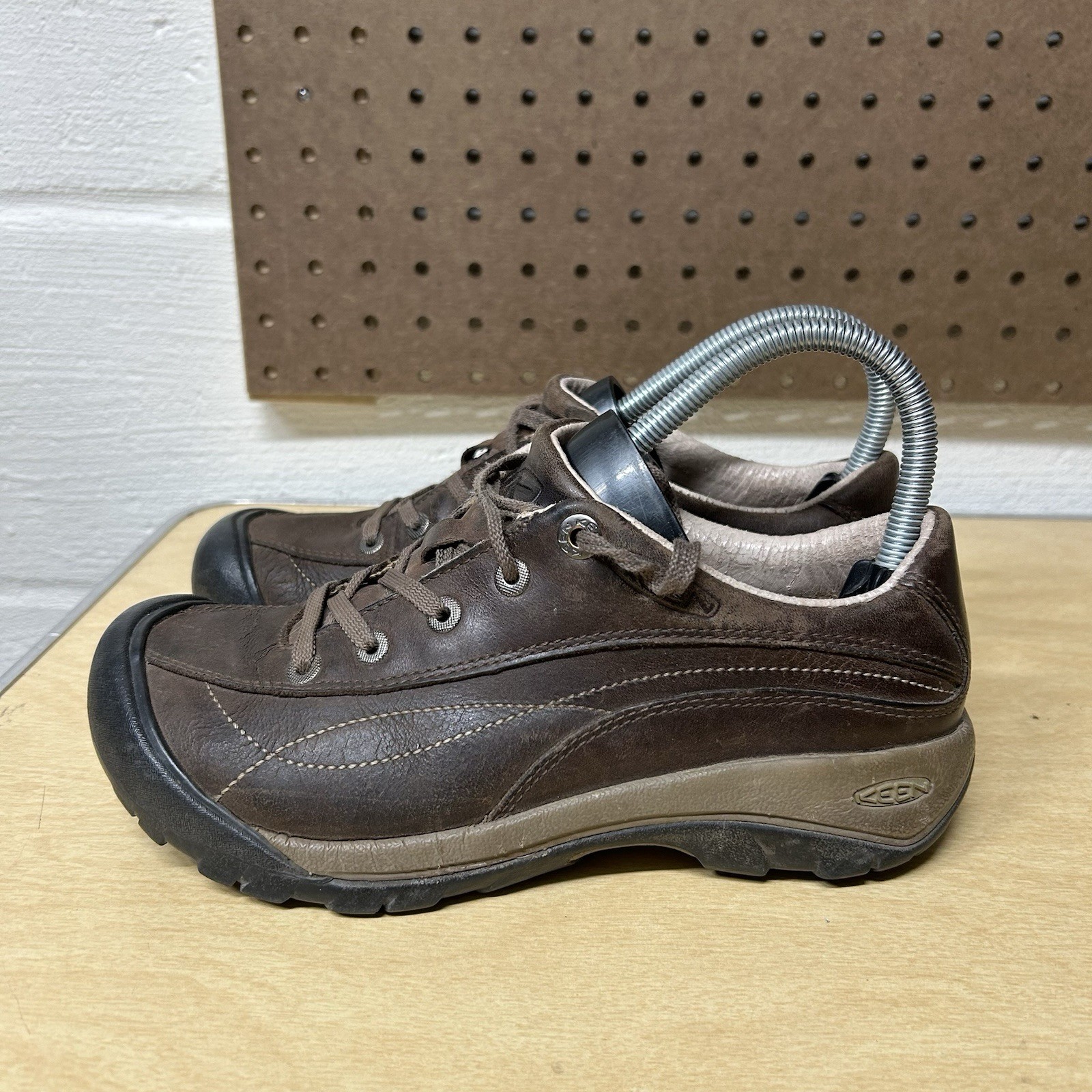 Scarpe da trekking Keen Toyah 1007732 da donna in pelle marrone con lacci taglia 7