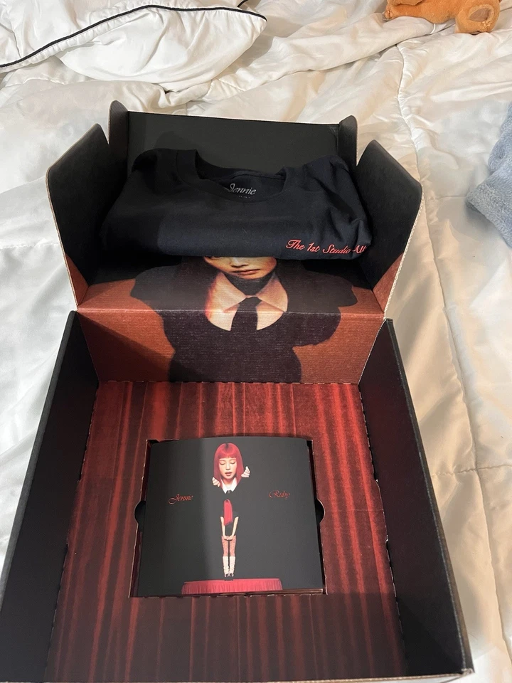 Jennie Ruby Signed Ruby CD Boxset with Tee T-Shirt Size M Medium - Image 3 of 4