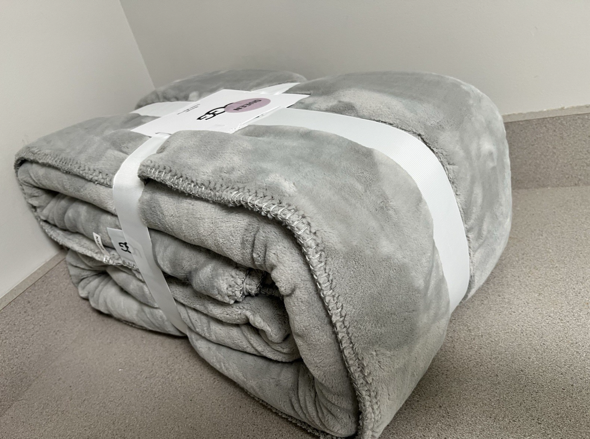 UGG Novah Queen Size Blanket SEAL Gray 96