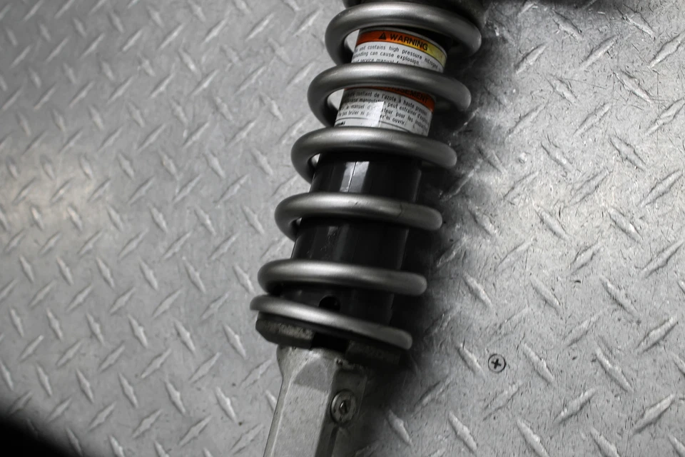 Kawasaki Ninja ZX14 ZX1400C 2008 suspensión amortiguador trasero Foto 4 de 4