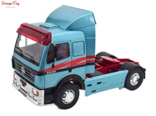 Mercedes SK II Green 1994 Model Car Group 1/18 Scale