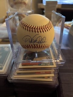 Derek Jeter Signed Baseball MLB AUTHENTIC