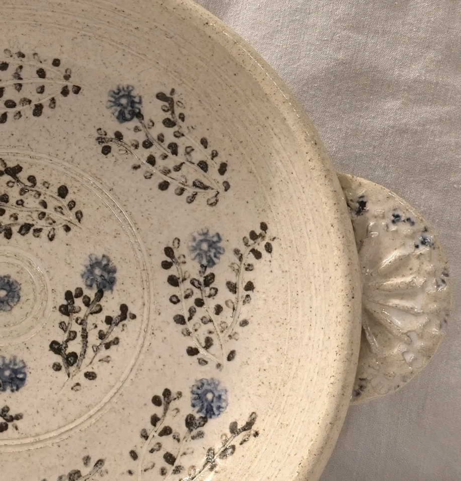 Plato de pastel artesanal de barro moteado Forget-Me-Not moteado cerámica de estudio Foto 2 de 4